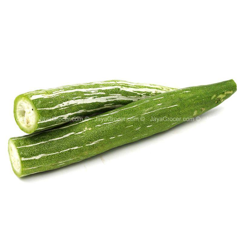 Snake Gourd (Labu Ular) 500g